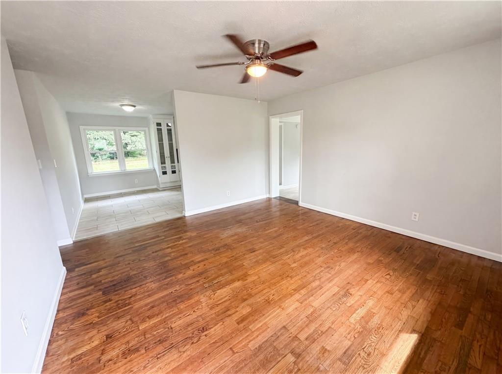 5552 Pine Street Lula, GA 30554 - Photo 6 of 31