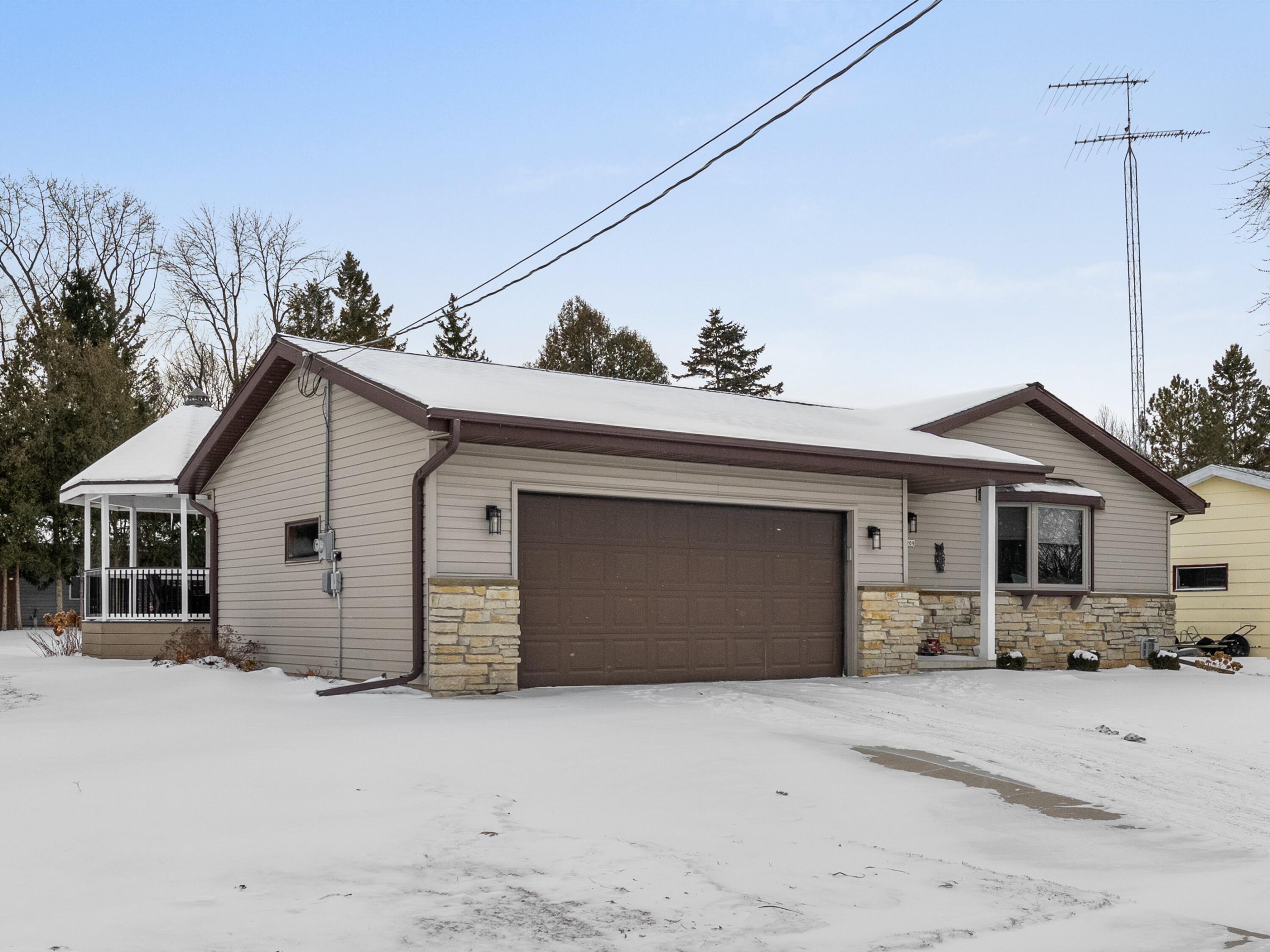 01-001_2756462_09844