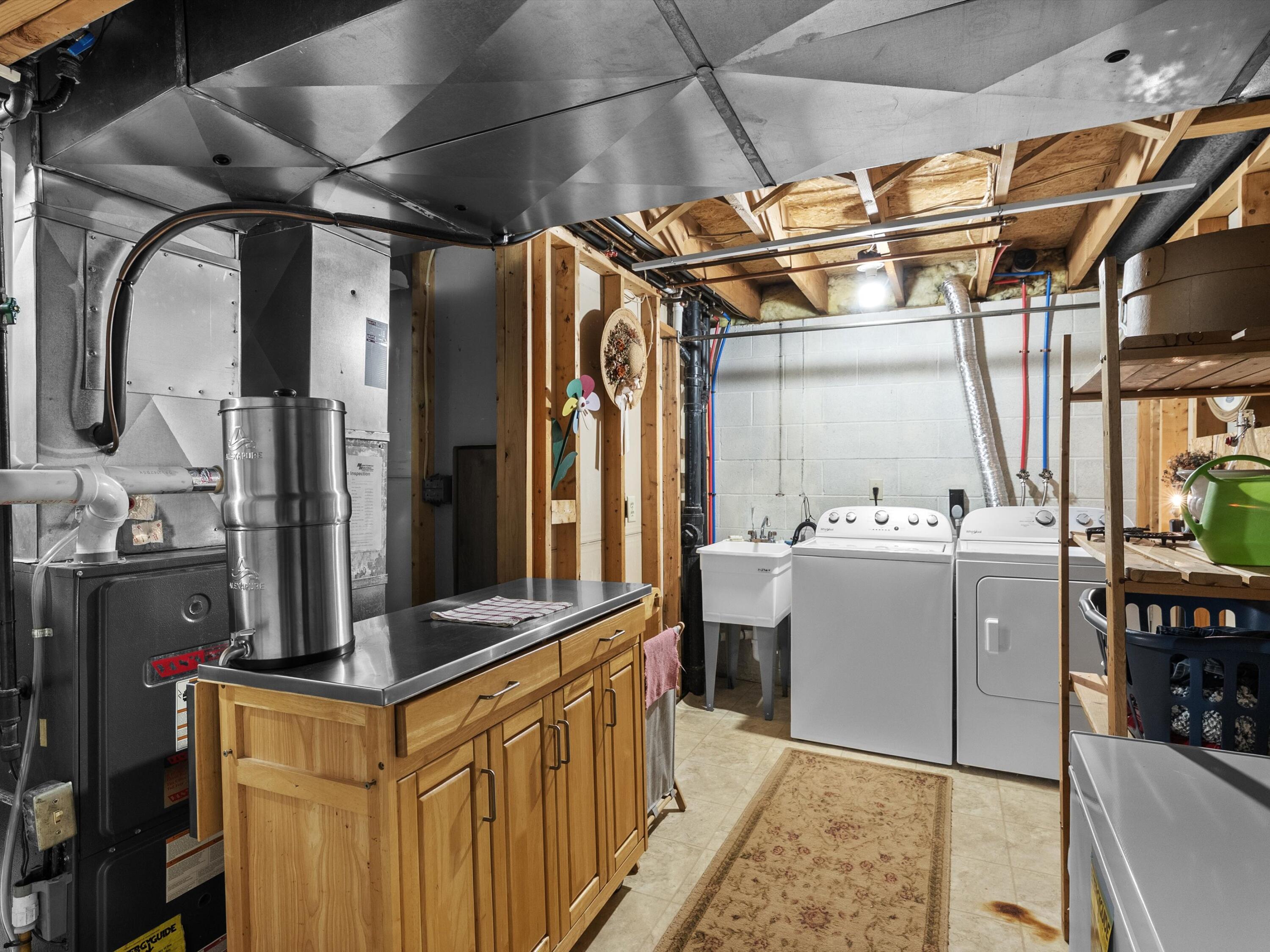 1209 East Thomas Street Manitowoc, WI 54220 - Photo 22 of 29 23-023_2756462_09901