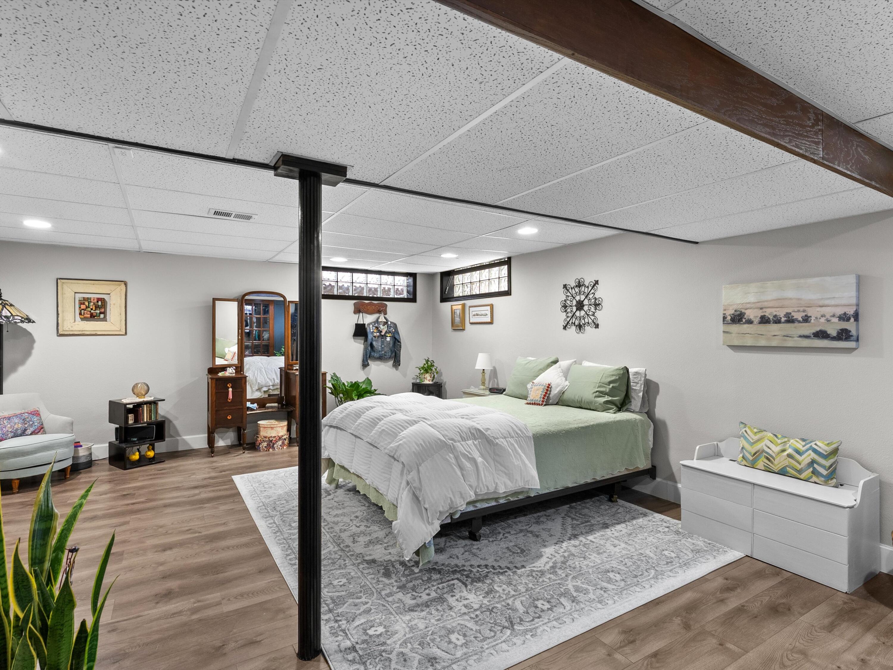 1209 East Thomas Street Manitowoc, WI 54220 - Photo 24 of 29 25-025_2756462_09907