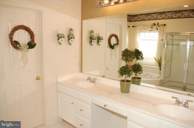 10434 Wetherburn Road Woodstock, MD 21163 - Photo 19 of 23 Master Bath