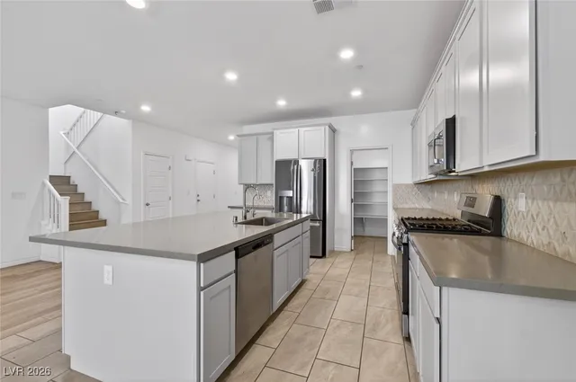 $3,500 | 238 Polaris Ridge Avenue, Henderson, NV 89011