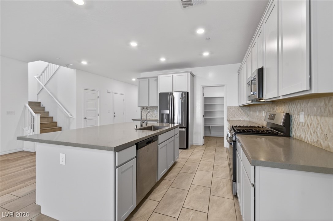 238 Polaris Ridge Avenue Henderson, NV 89011 - Photo 5 of 37