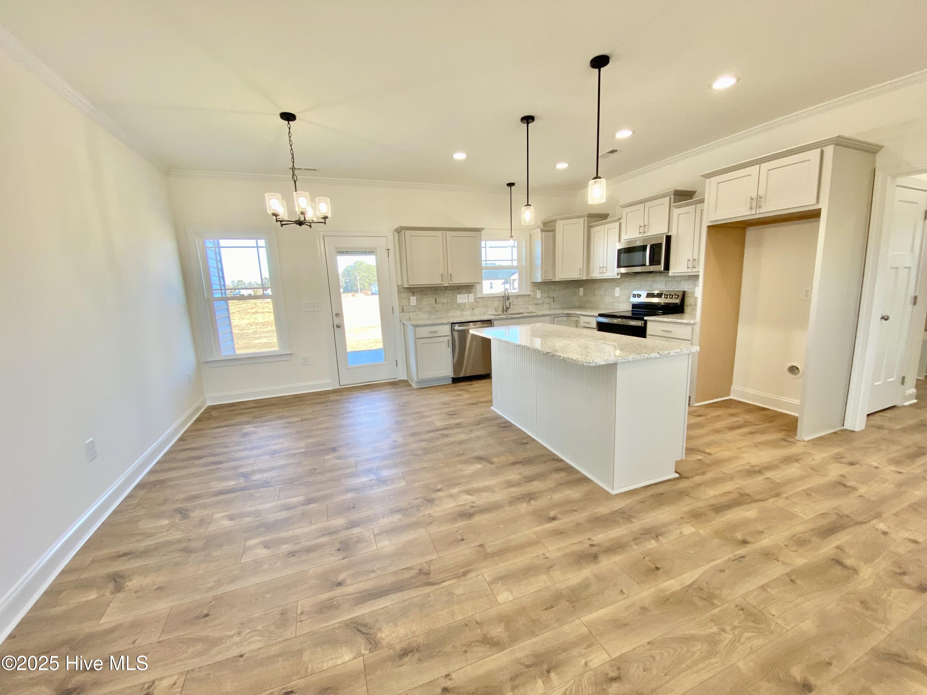 211 Rae Drive Pikeville, NC 27863 - Photo 7 of 29 IMG_5934