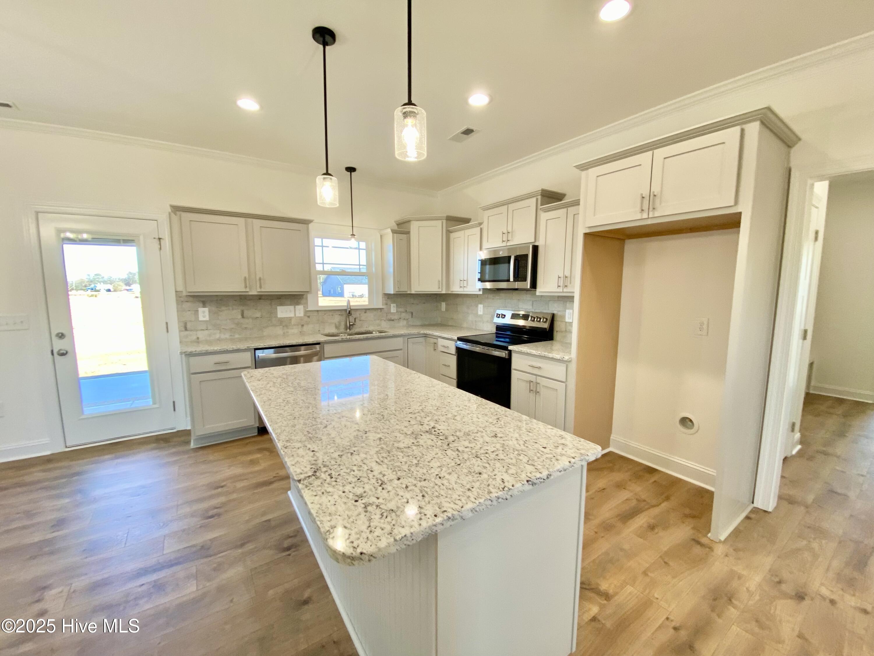 211 Rae Drive Pikeville, NC 27863 - Photo 9 of 29 IMG_5936