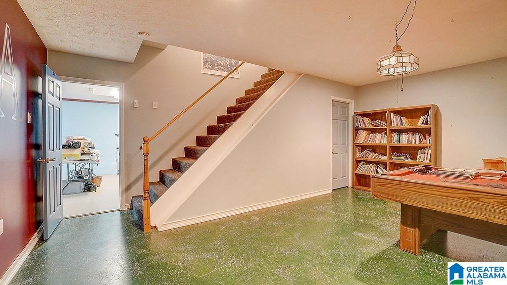 1507 Ridge Drive Weaver, AL 36277 - Photo 35 of 43