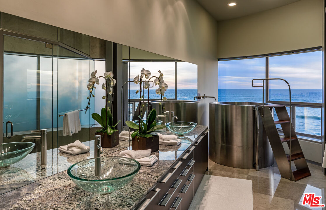 41800 Pacific Coast Highway Malibu, CA 90265 - Photo 24 of 56 Gallery Image 24