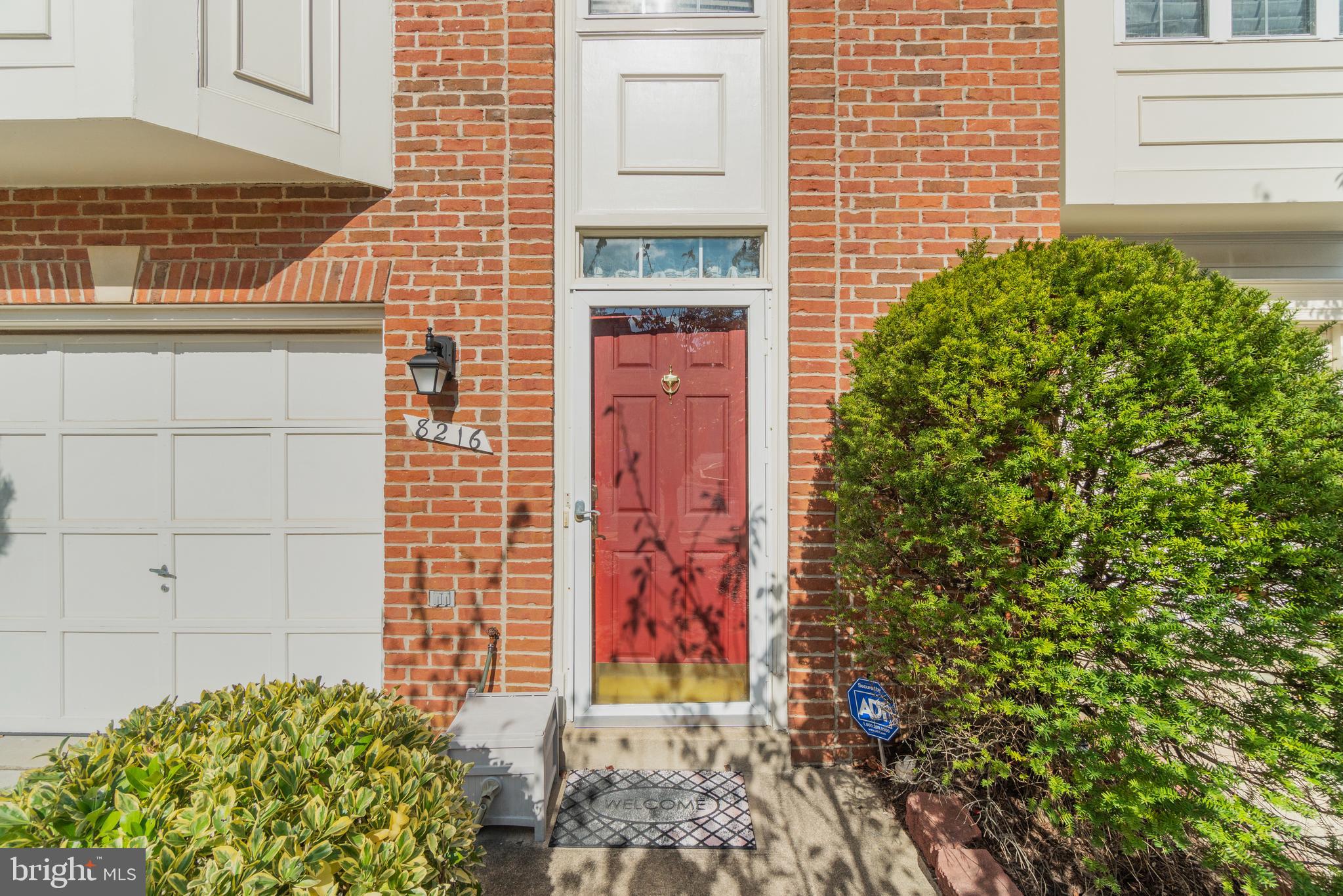 8216 Bates Road Lorton, VA 22079 - Photo 4 of 36 Gallery Image 4