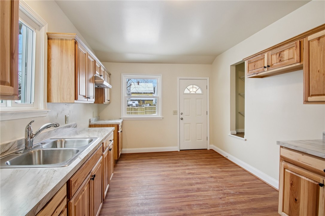 253 Garfield Street Rochester, NY 14611 - Photo 7 of 31