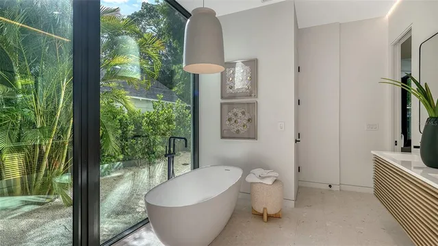 $4,600,000 | 1642 Bahia Vista Street, Sarasota, FL 34239