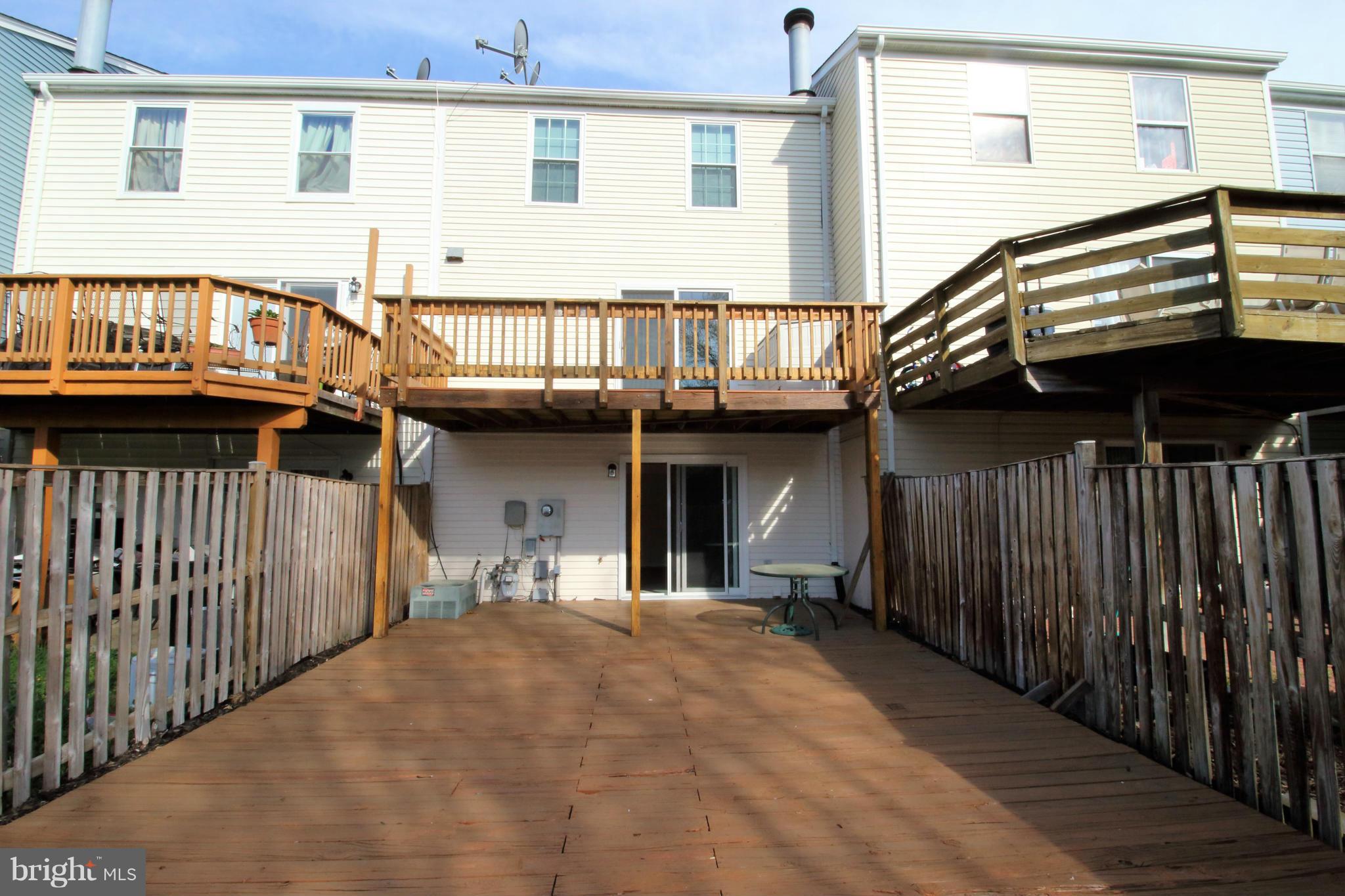 7427 Aspenpark Road Lorton, VA 22079 - Photo 12 of 14 Exterior (Rear)