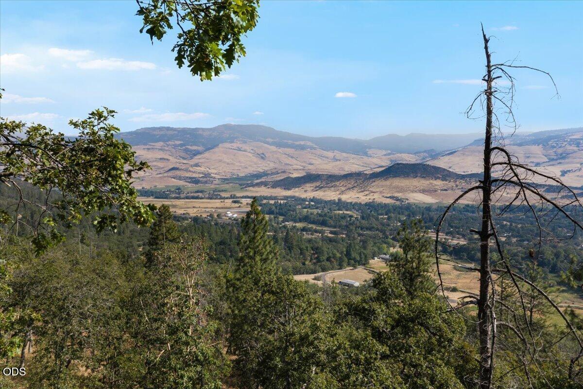 4334 Clayton Road Ashland, OR 97520 - Photo 20 of 22 Gallery Image 20
