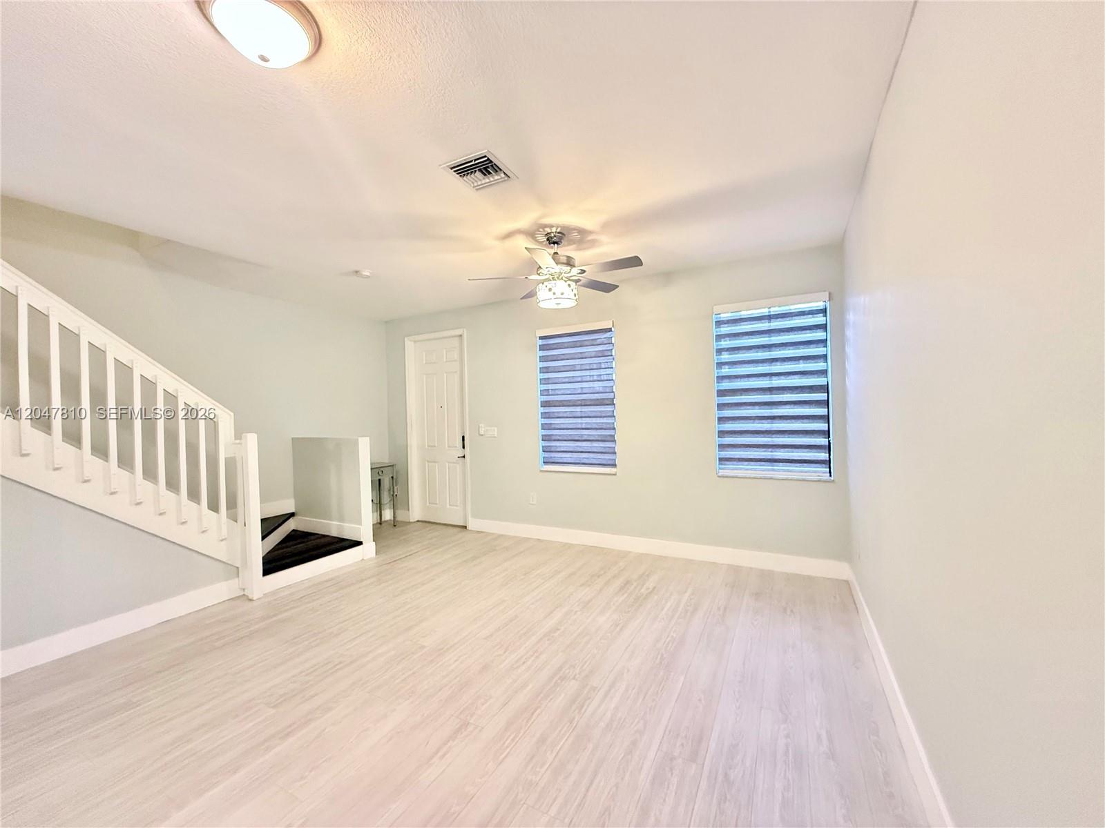 3208 Southeast 7th Street Homestead, FL 33033 - Photo 7 of 31