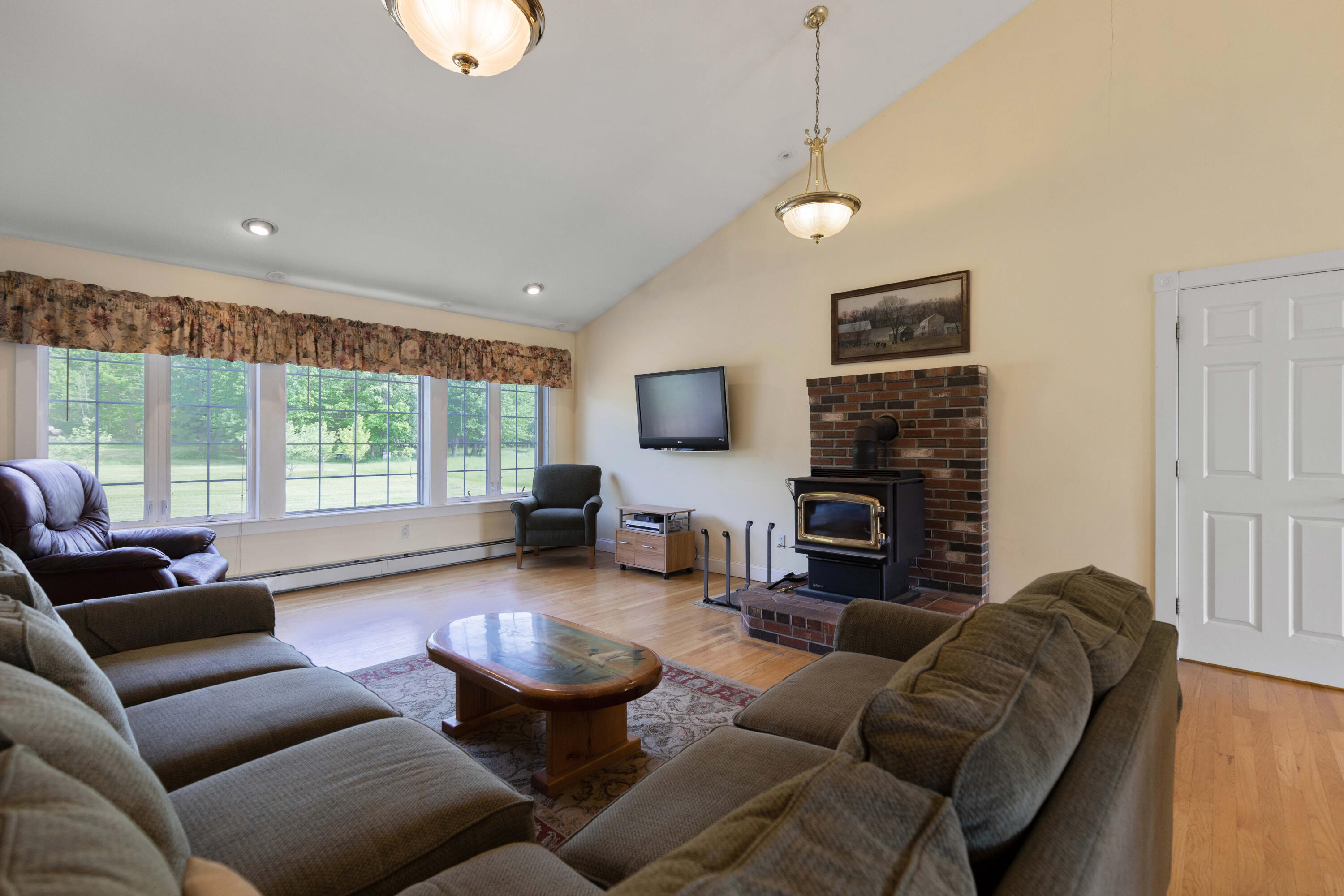 152 Gould Road Biddeford, ME 04005 - Photo 9 of 81 152 Gould Road Dayton - 009