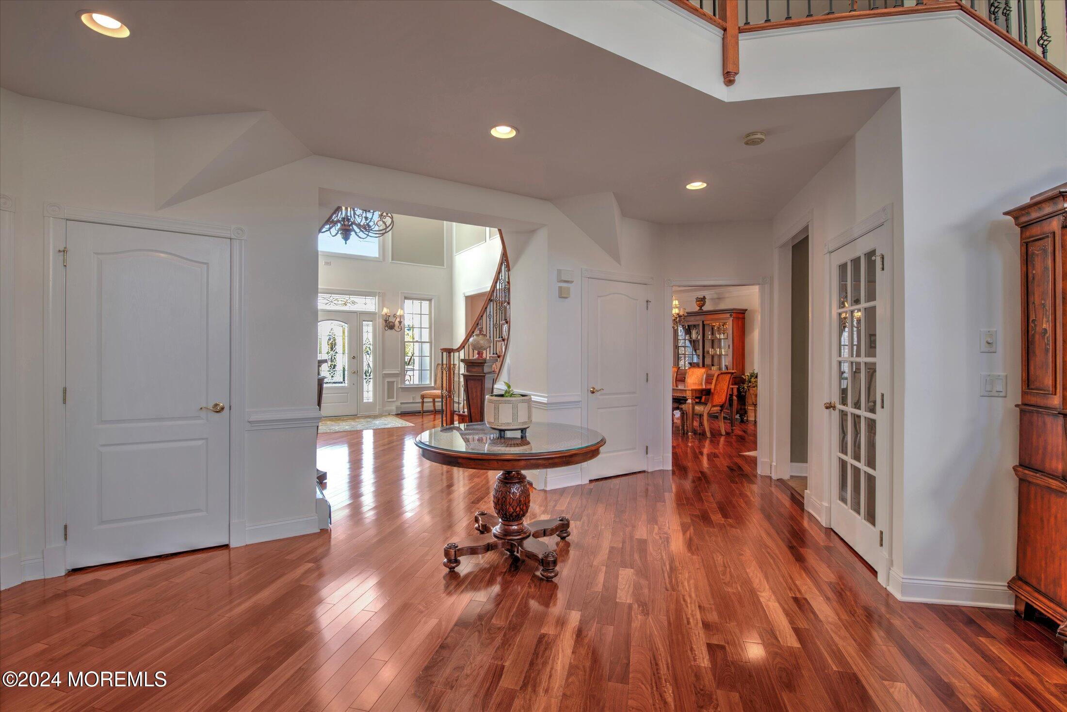23 Silver Leaf Way Manalapan, NJ 07726 - Photo 11 of 87 08-FOYER