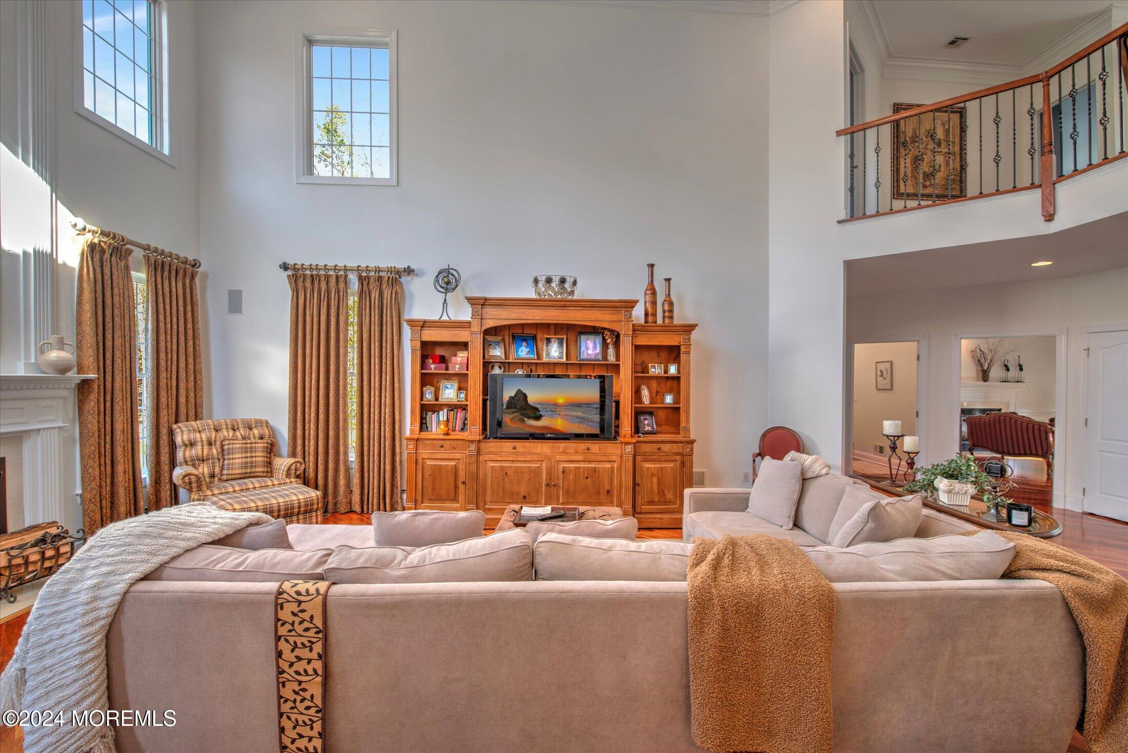 23 Silver Leaf Way Manalapan, NJ 07726 - Photo 15 of 87 16-FAMILY ROOM