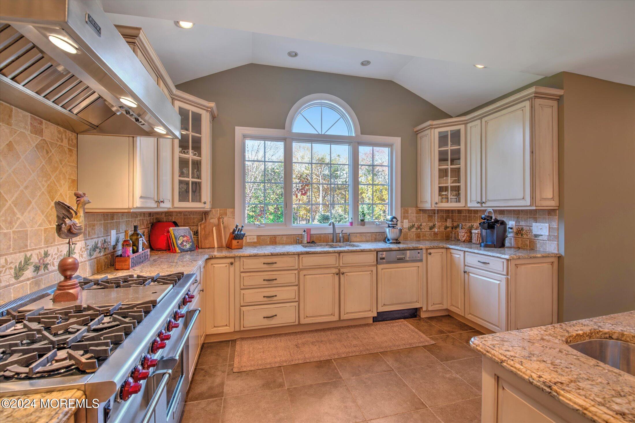 23 Silver Leaf Way Manalapan, NJ 07726 - Photo 20 of 87 30-KITCHEN