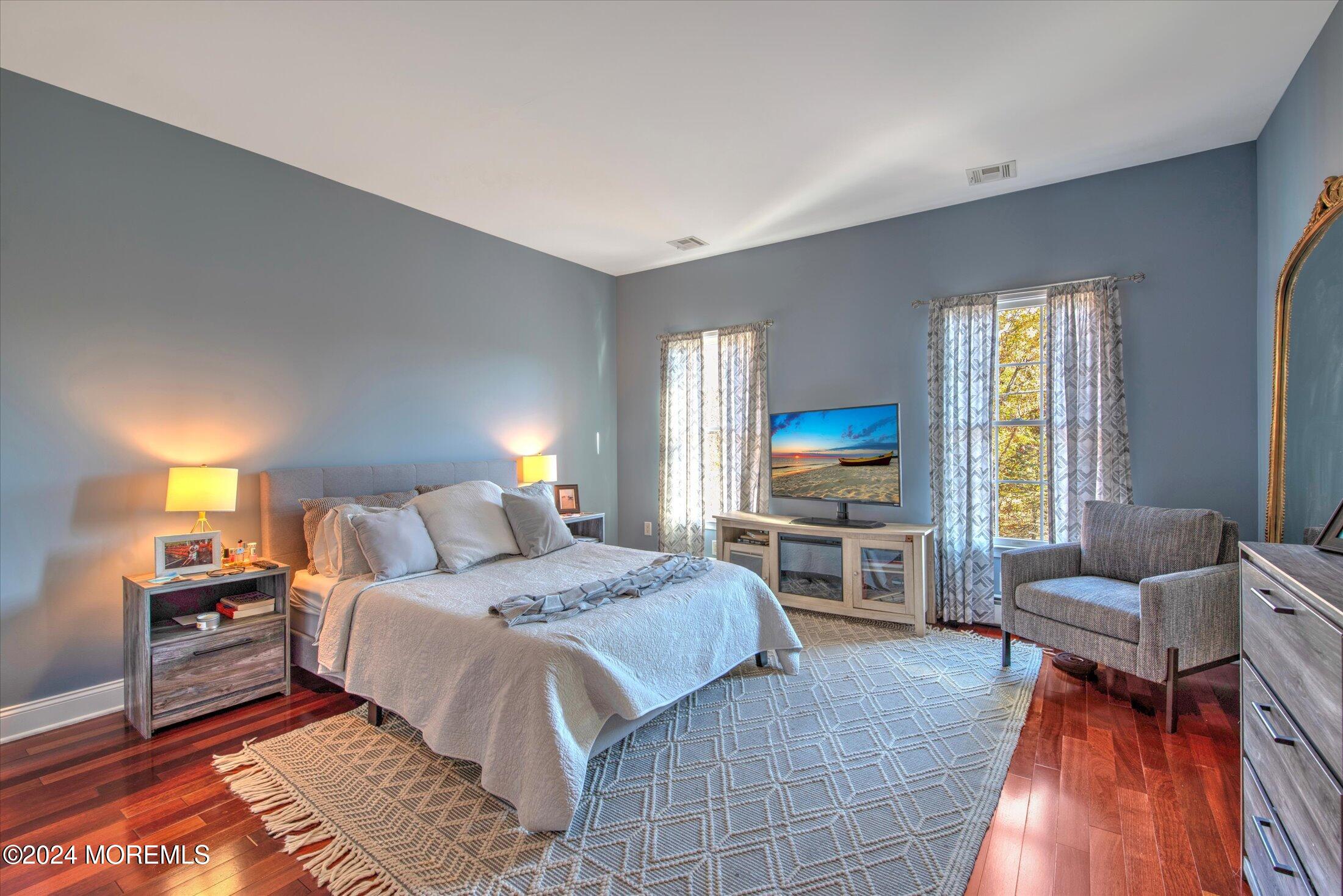 23 Silver Leaf Way Manalapan, NJ 07726 - Photo 44 of 87 44-EN SUITE BEDROOM