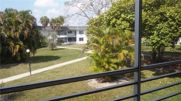 $1,450 | 6501 Winfield Boulevard, Unit A48, Margate, FL 33063