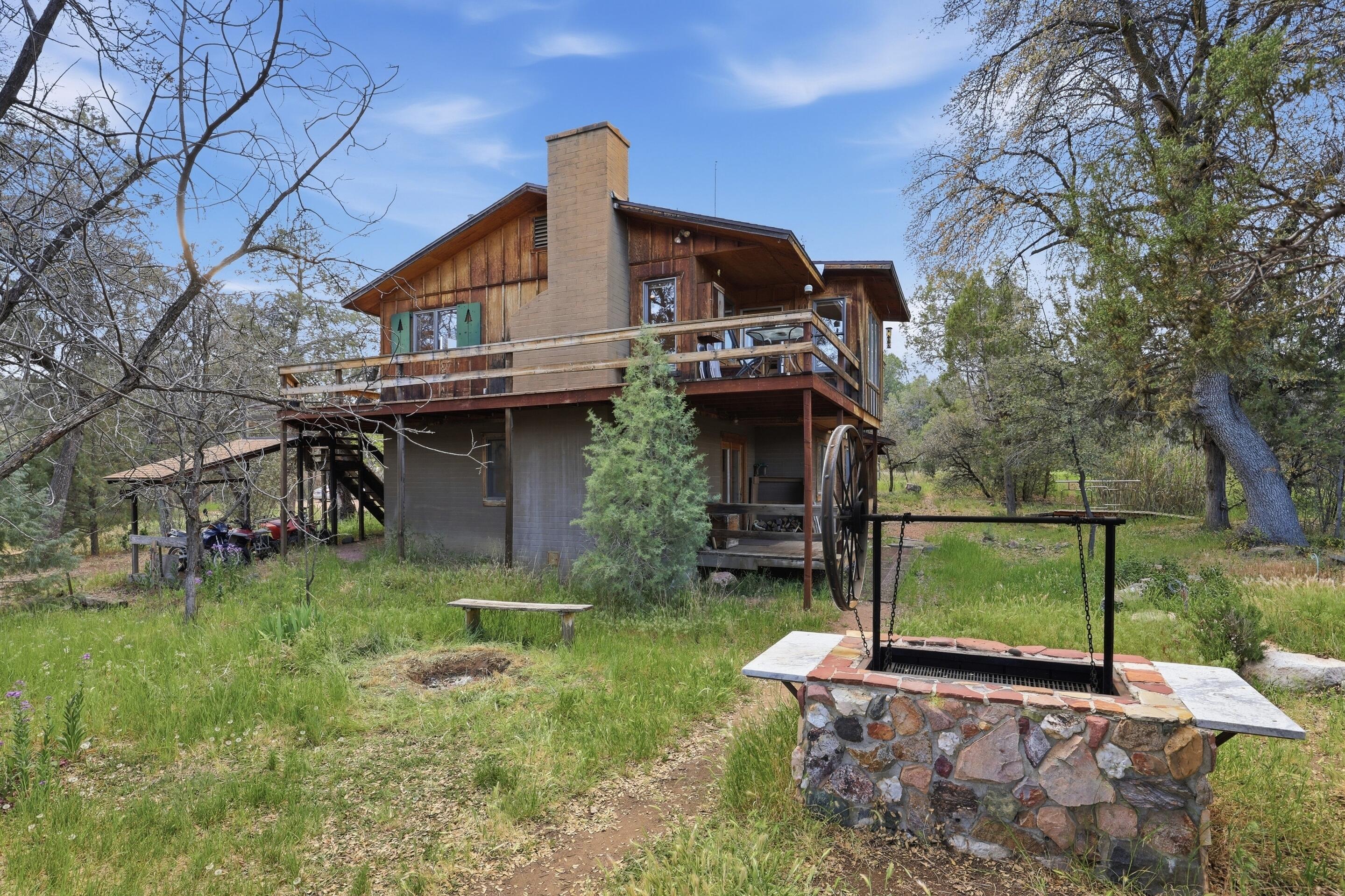8135 West Gibson Ranch Road Payson, AZ 85541 - Photo 25 of 43 Built in Wood Fired Grill (2)