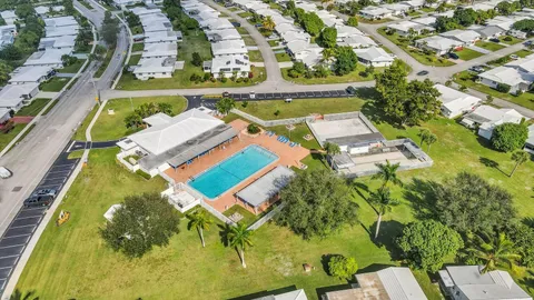 $299,999 | 7115 Northwest 73rd Street, Tamarac, FL 33321