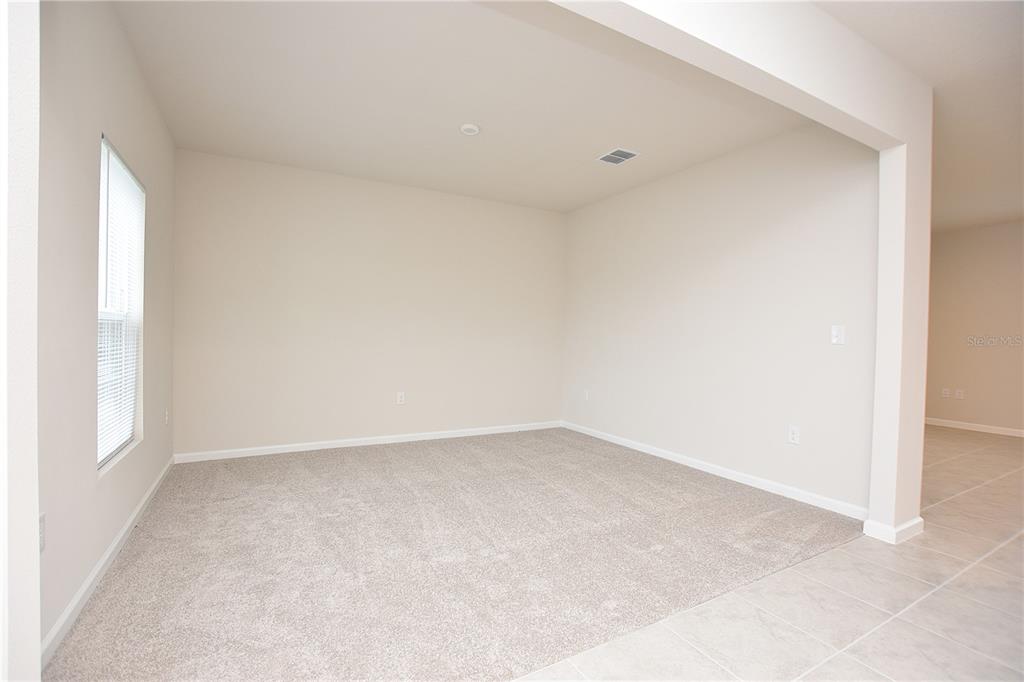 622 Manchester Path Dundee, FL 33838 - Photo 16 of 46 a view of an empty room