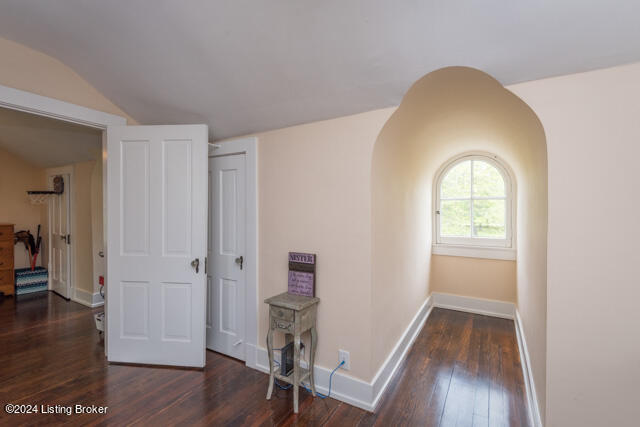 11300 Ridge Road Anchorage, KY 40223 - Photo 39 of 67 007