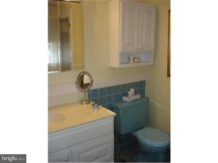 1131 Bloomdale Road Philadelphia, PA 19115 - Photo 12 of 23 Master Bathroom