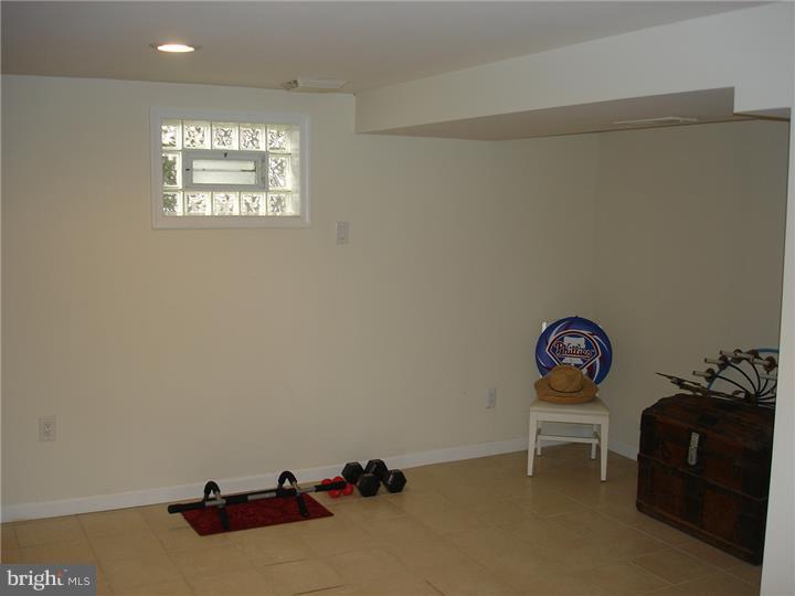 1131 Bloomdale Road Philadelphia, PA 19115 - Photo 7 of 23 Basement - Finished