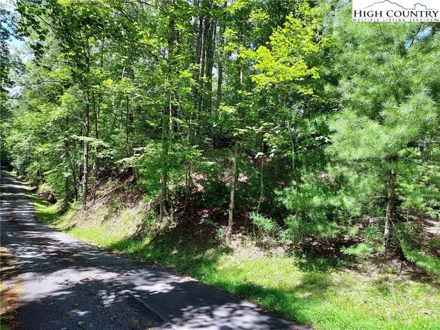 $68,600 | 54 West Ridge Drive, Ferguson, NC 28624