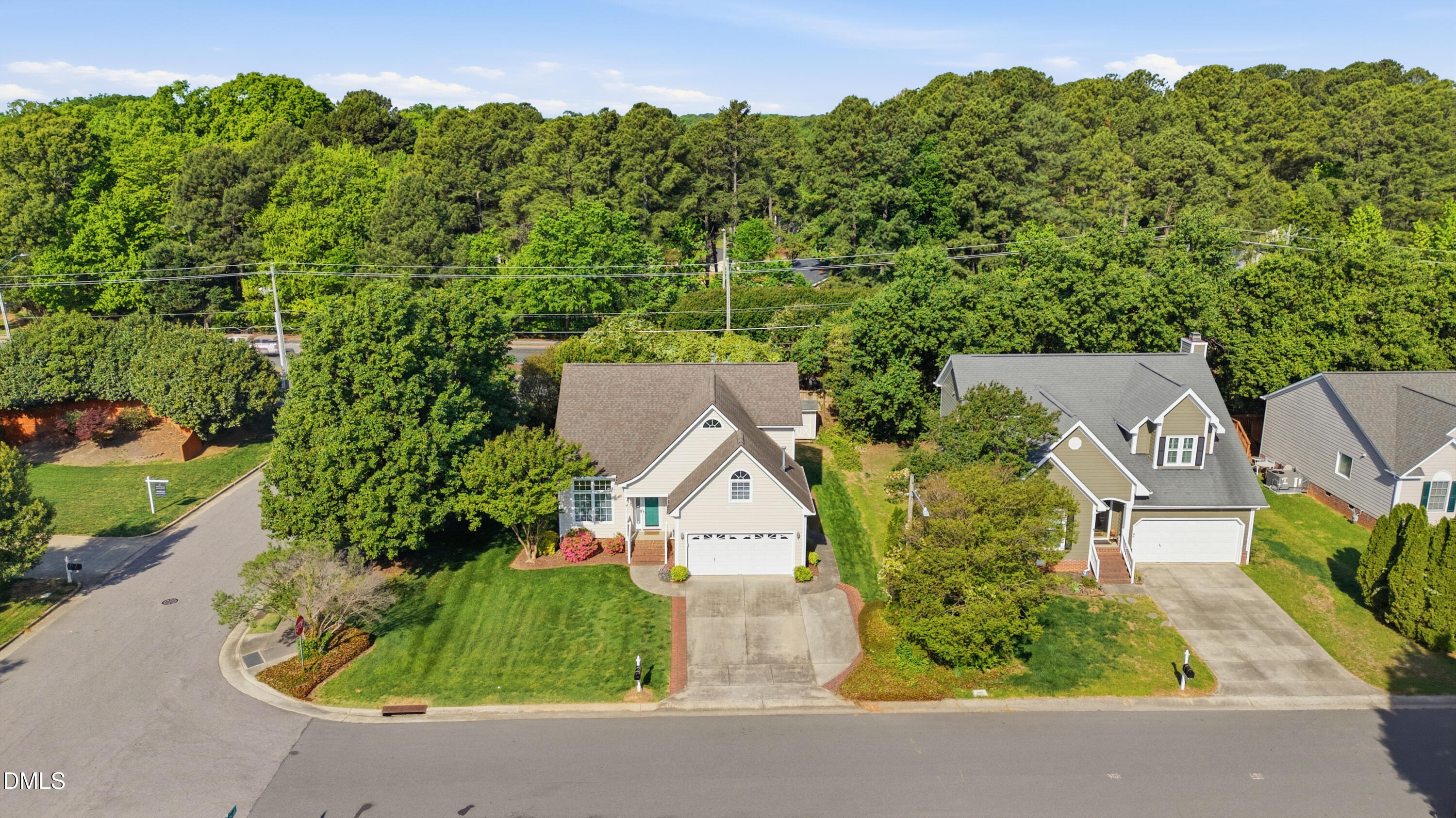 6801 Lynnoak Drive Raleigh, NC 27613 - Photo 29 of 30 an aerial view of a house