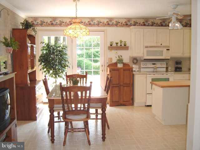 367 Yorktown Road Hershey, PA 17033 - Photo 4 of 12 Gallery Image 4