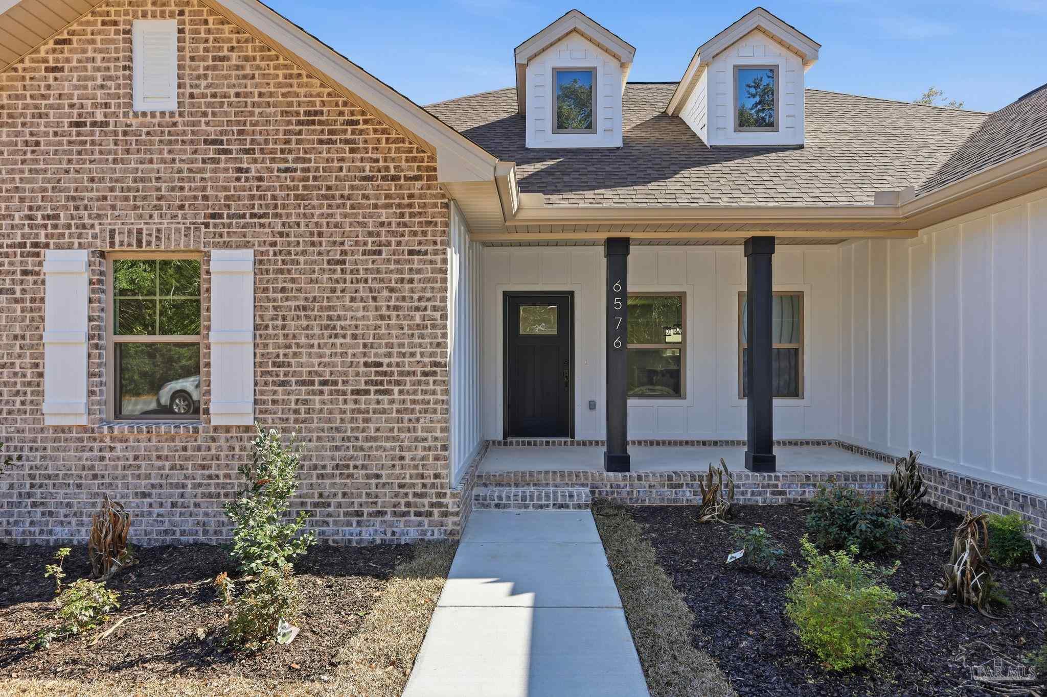 6576 Kembro Road Milton, FL 32570 - Photo 2 of 24