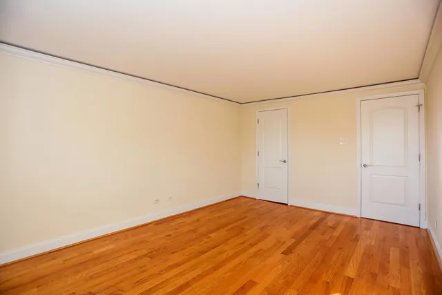 $1,650 | 9629 Brandy Court, Unit 10, Des Plaines, IL 60016