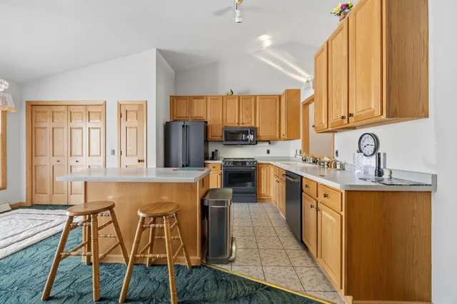 $330,000 | 2821 Carrousel Lane, Janesville, WI 53545