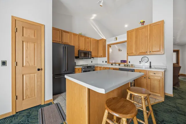 $330,000 | 2821 Carrousel Lane, Janesville, WI 53545