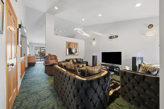 $330,000 | 2821 Carrousel Lane, Janesville, WI 53545