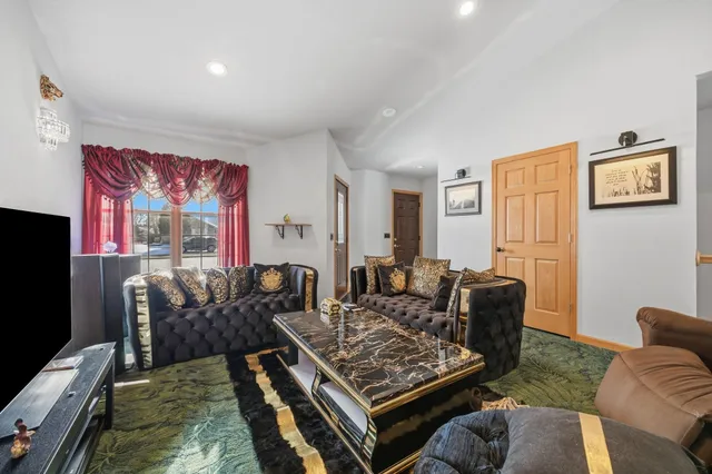 $330,000 | 2821 Carrousel Lane, Janesville, WI 53545