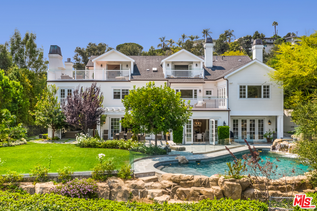 1304 Marinette Road Pacific Palisades, CA 90272 - Photo 16 of 54