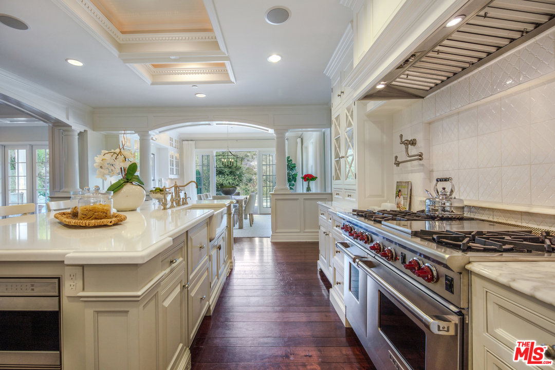 1304 Marinette Road Pacific Palisades, CA 90272 - Photo 23 of 54