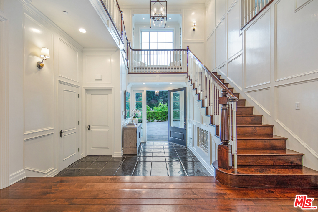 1304 Marinette Road Pacific Palisades, CA 90272 - Photo 6 of 54