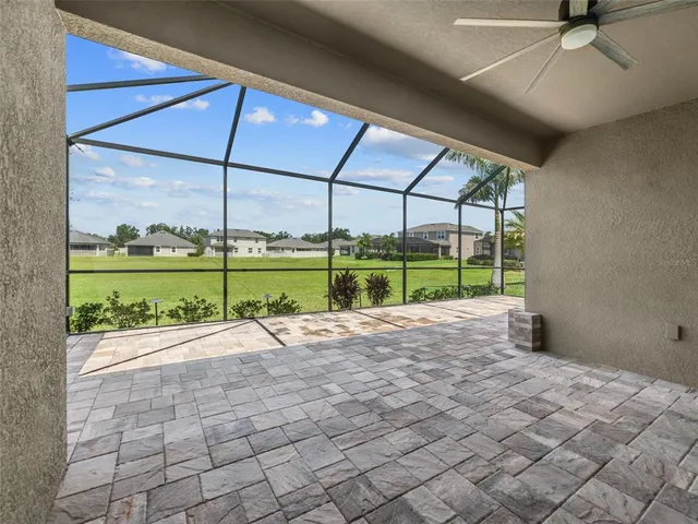 $530,000 | 1010 Better Days Place, Valrico, FL 33594