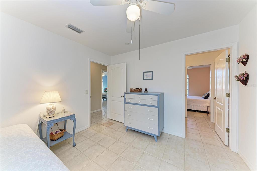 282 Santa Maria Street Venice, FL 34285 - Photo 21 of 39