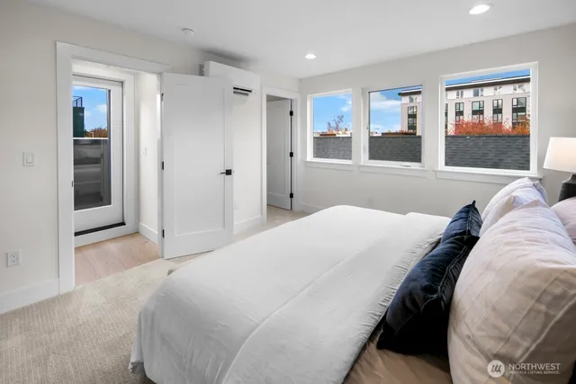 $749,000 | 318 North 84th Street, Seattle, WA 98103