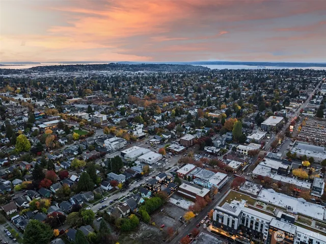 $749,000 | 318 North 84th Street, Seattle, WA 98103