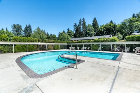 $300,000 | 17515 151st Avenue Southeast, Unit 66, Renton, WA 98058