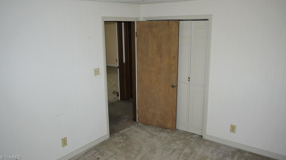 2088 Pleasant Ridge Road Greensboro, NC 27410 - Photo 6 of 15