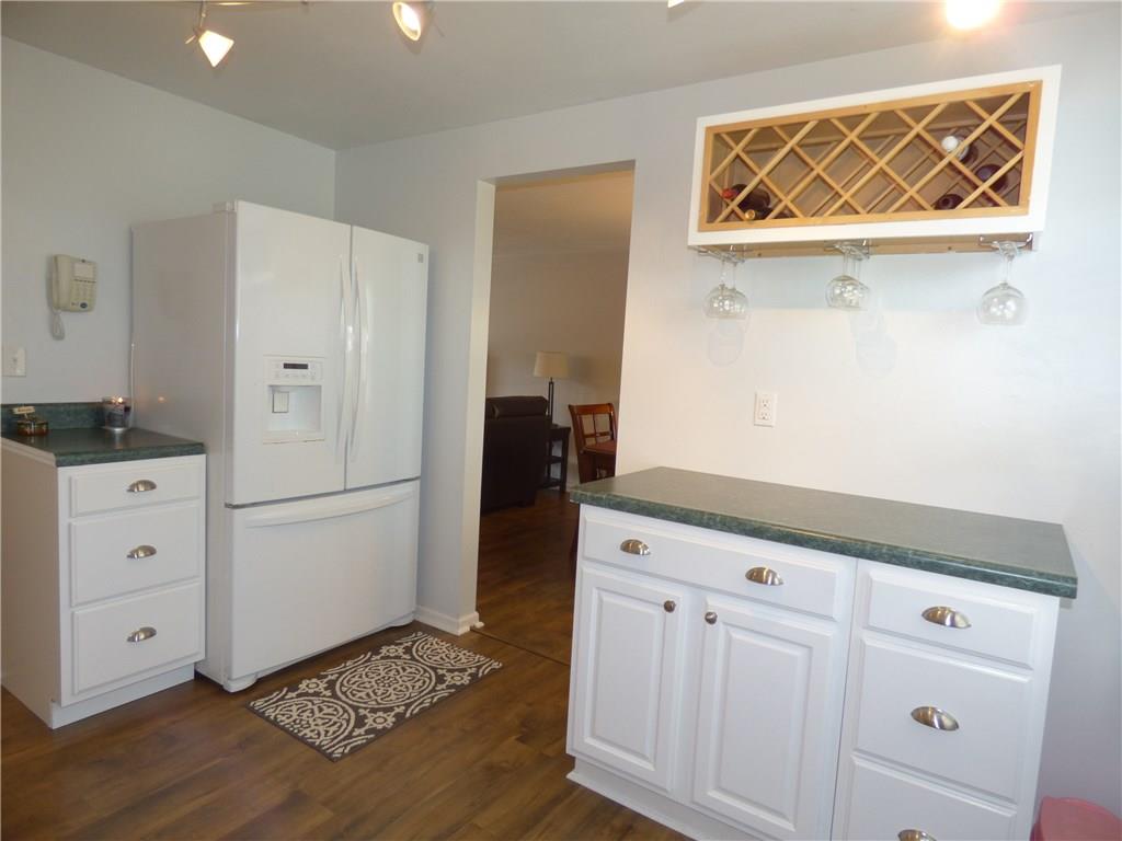 641 Blue Ridge Road Pittsburgh, PA 15239 - Photo 7 of 25 Kitchen
