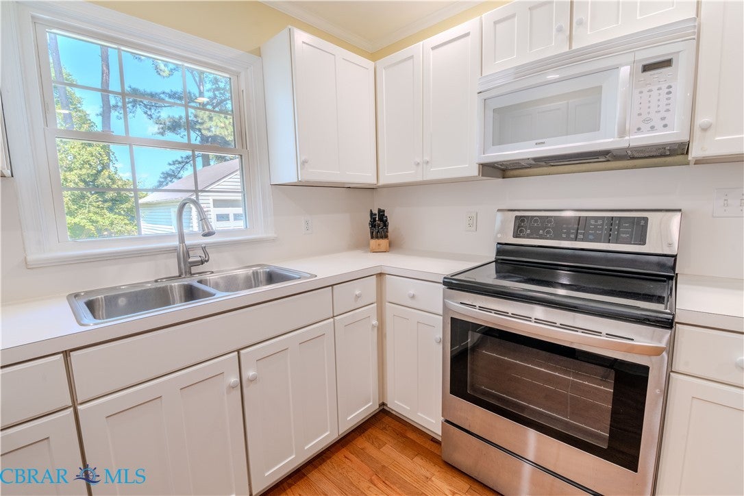 1097 Timberneck Road Deltaville, VA 23043 - Photo 25 of 41 Gallery Image 25