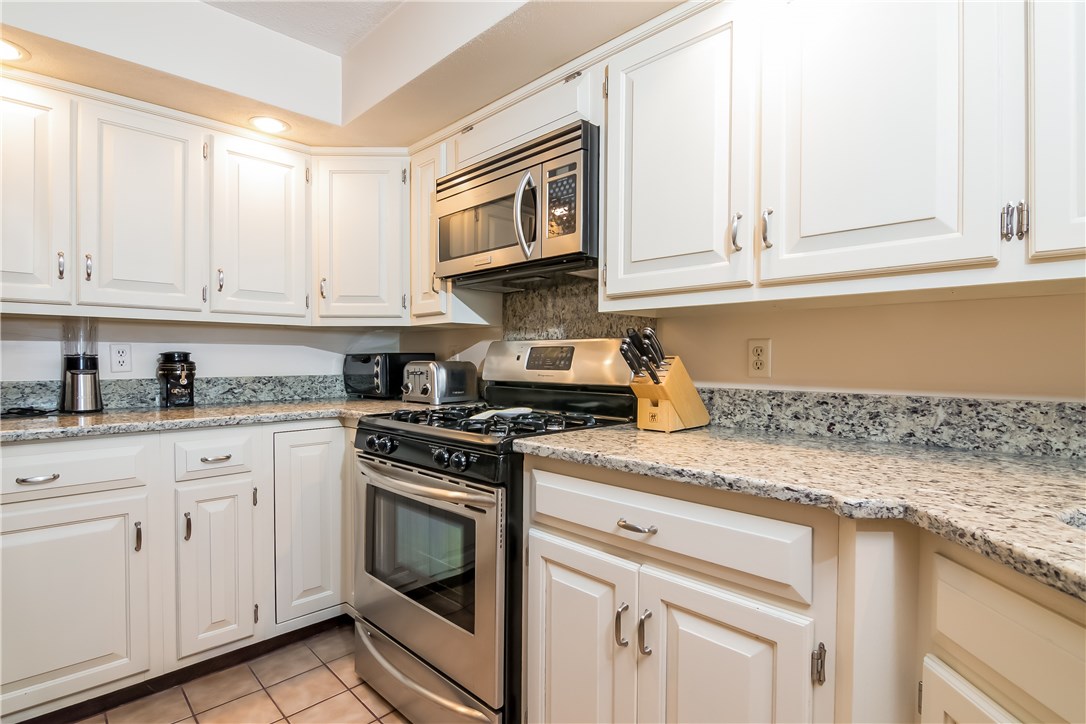 4494 Post Road, Unit 2 Warwick, RI 02818 - Photo 8 of 33